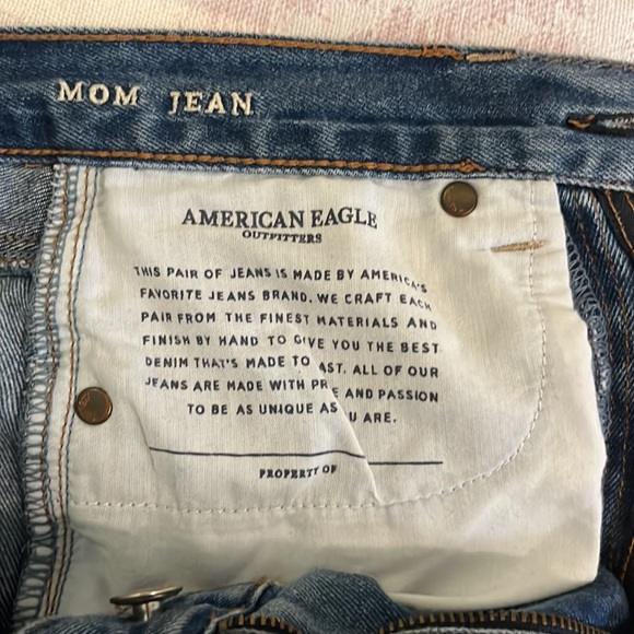American Eagle Blue Mom Jeans - Picture 2 of 6